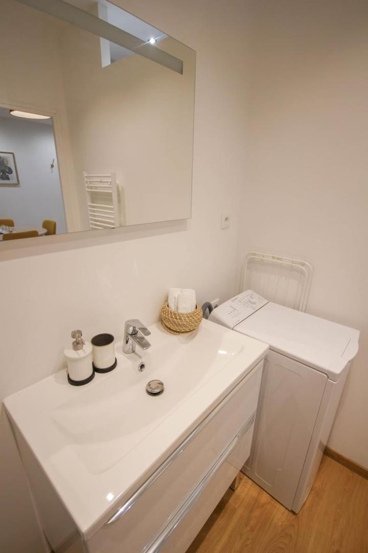 Lille Centre - Nice, Cozy And Functional Studio Luaran gambar